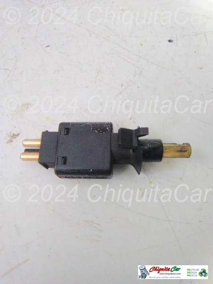 INTERRUPTOR LUZ STOP MERCEDES Classe C (202) 