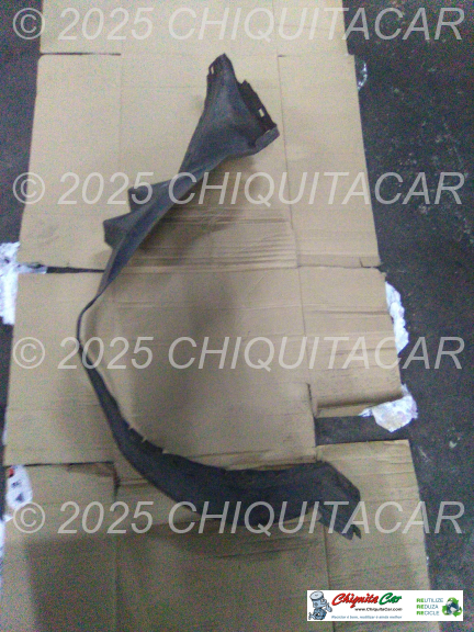 RESGUARDO CAVA RODA FRENTE ESQ MERCEDES 124 [1984-1995]