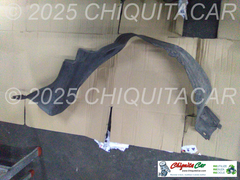 RESGUARDO CAVA RODA FRENTE ESQ MERCEDES 124 [1984-1995]