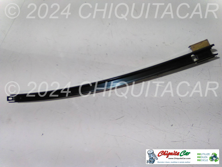 CALHA VIDRO TRIANG ESQ MERCEDES Classe C (202) 