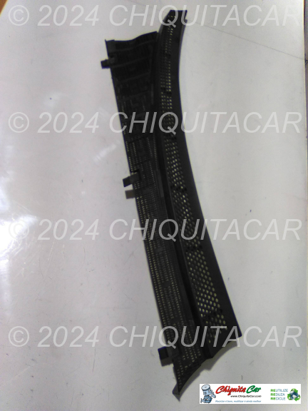 GRADE CANAL AR/AGUA DTO MERCEDES Classe C (202) 