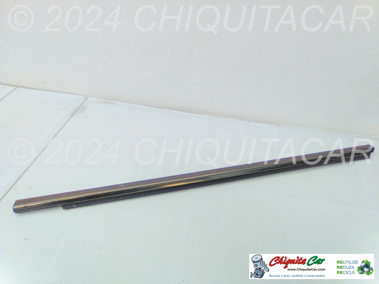 FRISO RASPADOR VIDRO FRENTE ESQ EXT MERCEDES Classe E (211) 