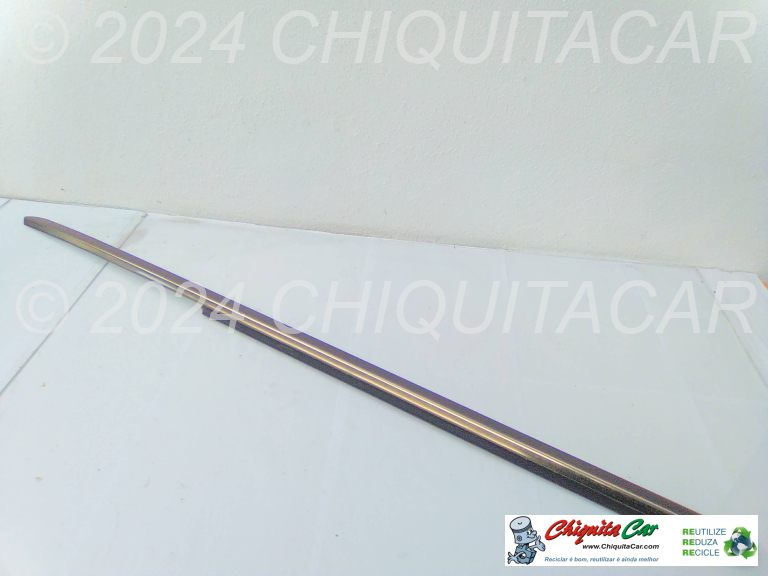 FRISO VIDRO PORTA TRAS ESQ MERCEDES Classe E (211) 