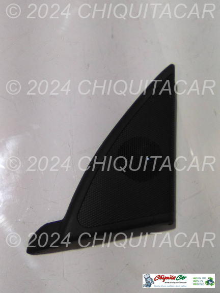 REVESTIMENTO CANTO PORTA DTA MERCEDES Classe C (203) 