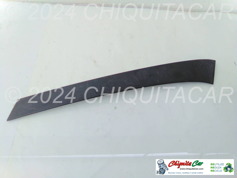 REVESTIMENTO VERTICAL PORTA TRAS ESQ Tras  MERCEDES Classe C (202) 