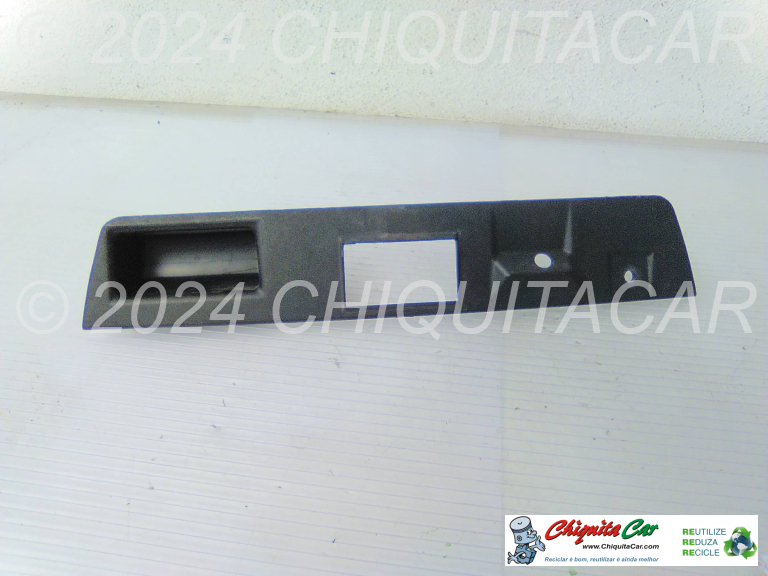 REVESTIMENTO TAMPA MALA INF  MERCEDES Classe C (202) 