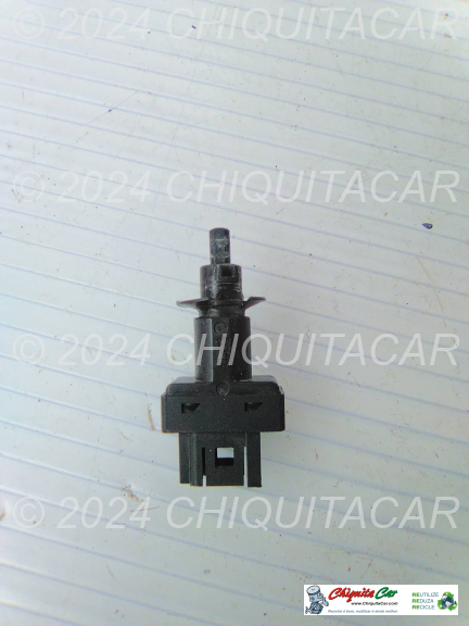 INTERRUPTOR PEDAL EMBRAIAGEM MERCEDES Classe C (202) 