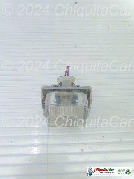 LUZ CHAPA MATRICULA MERCEDES Classe C (204) 