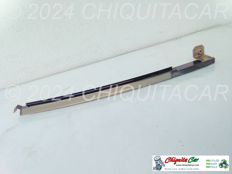 CALHA VIDRO TRIANG DTO MERCEDES Classe C (202) 