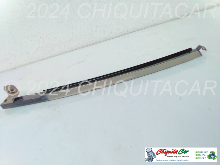 CALHA VIDRO TRIANG ESQ MERCEDES Classe C (202) 