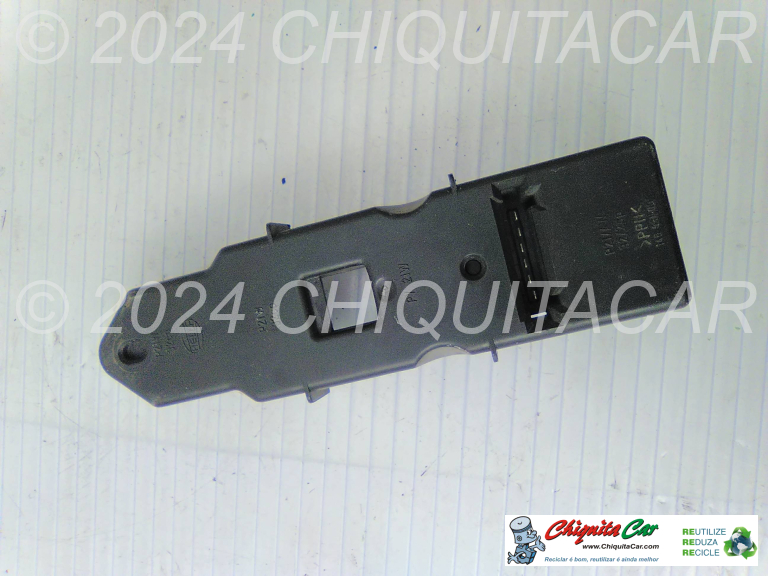 SUPORTE LAMPADAS FAROLIM ESQ /DTO MERCEDES Classe C (202) 