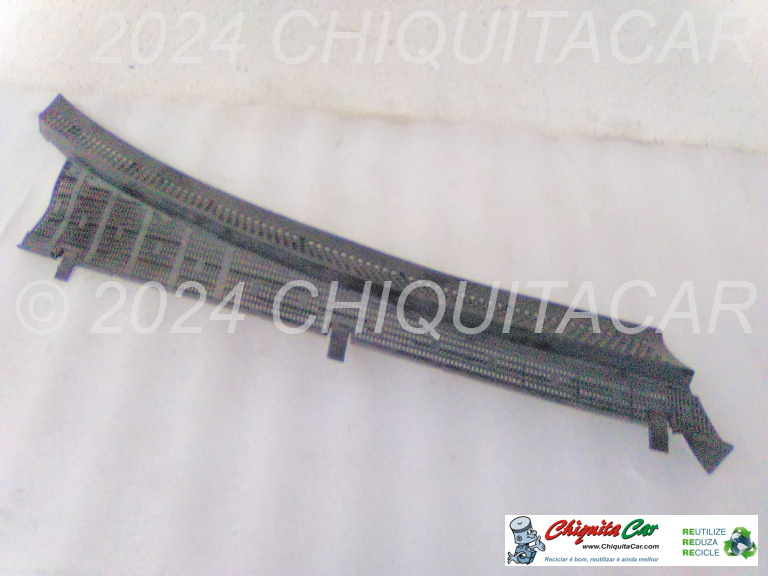 GRADE CANAL AR/AGUA DTO MERCEDES Classe C (202) 