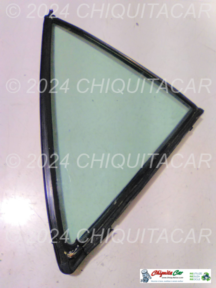 VIDRO TRIANGULAR TRAS DTO MERCEDES 124