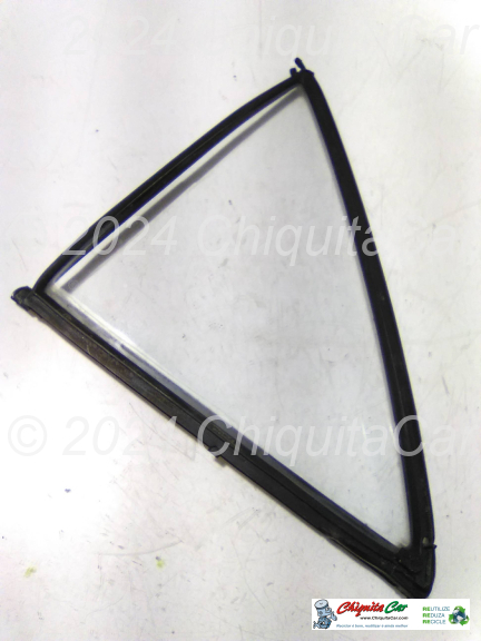 VIDRO TRIANGULAR TRAS ESQ MERCEDES 190 (201)