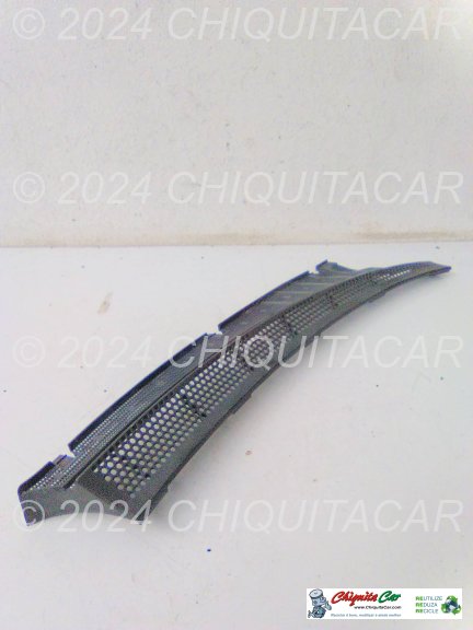 GRADE CANAL AR/AGUA DTO MERCEDES Classe C (202) 