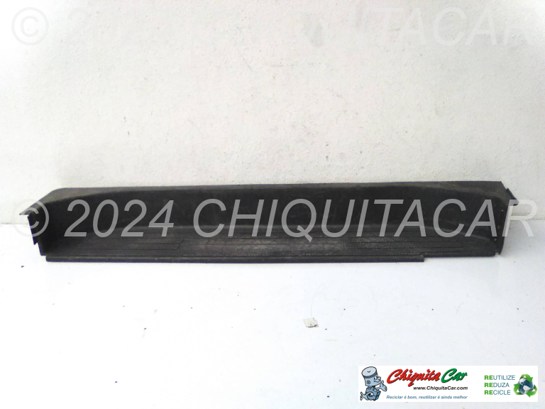 RODAPE PORTA TRAS DTA MERCEDES VITO (639) 