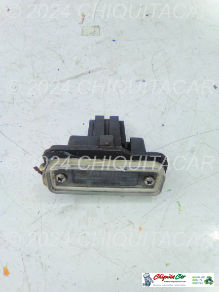 LUZ CHAPA MATRICULA MERCEDES Classe C (203) 