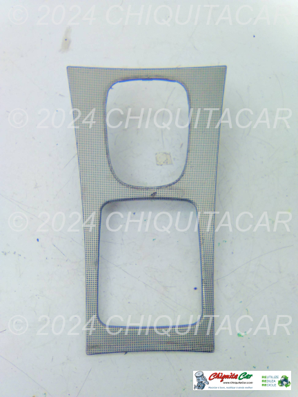 PLACA COBERTURA CONSOLA MERCEDES Classe C (203) 