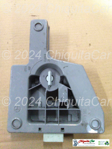 SUPORTE LAMPADAS FAROLIM DTO MERCEDES Classe C (202) 