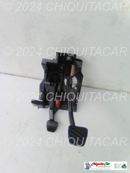 CONJUNTO PEDAIS MERCEDES Classe C (203)  [2000-2008]