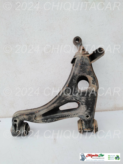 TRIANGULO SUP FRENTE DTO MERCEDES Classe C (202)  [1993-2001]