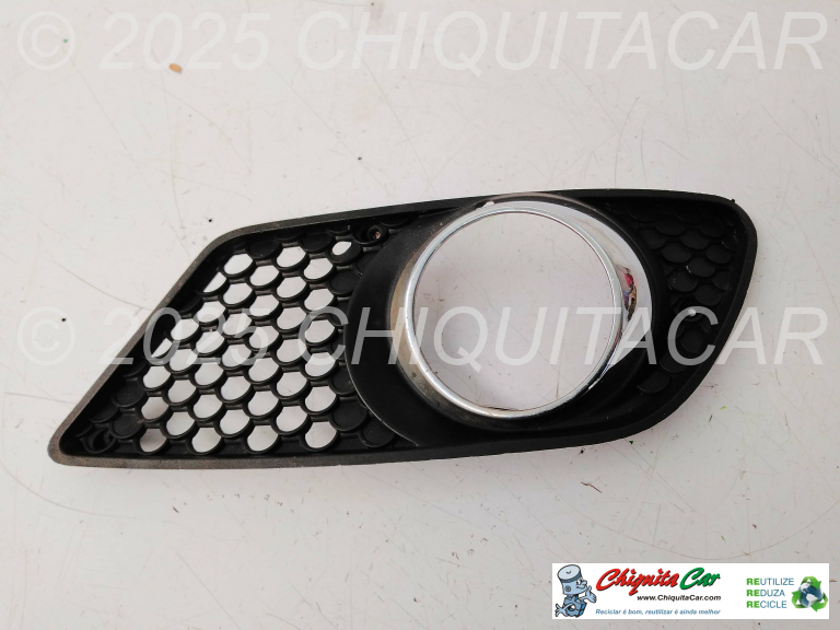 COBERTURA FAROL NEV DTO MERCEDES Classe C (204)  [2007-2015]