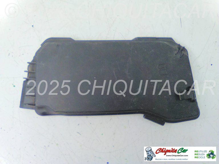 TAMPA CAIXA FUSIVEIS MERCEDES Classe C (204)  [2007-2015]