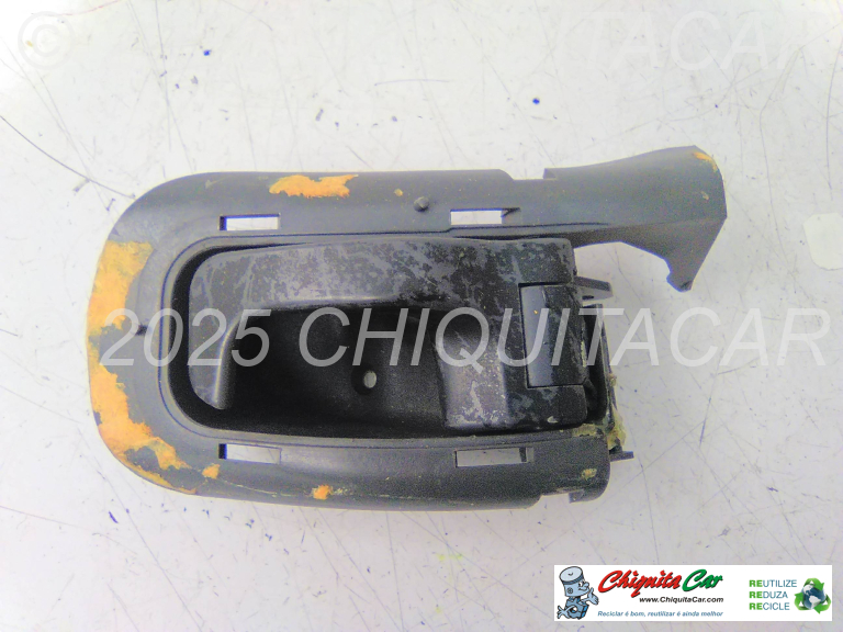 PUXADOR PORTA FRENTE ESQ INT MERCEDES VITO (638) [1996-2003]