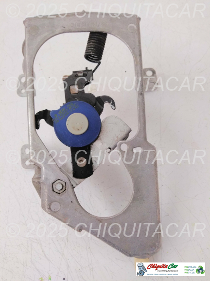 CRUZETA TRAVÃO ESTACIONAMENTO MERCEDES CLS 219 