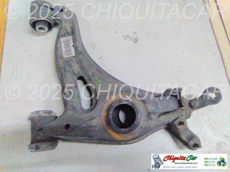 TRIANGULO SUP FRENTE ESQ MERCEDES Classe C (202)  [1993-2001]