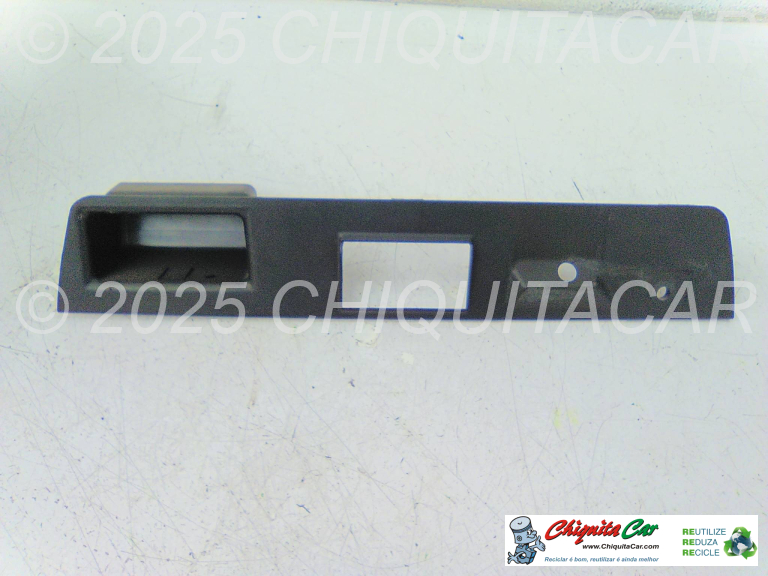 REVESTIMENTO TAMPA MALA INF  MERCEDES Classe C (202)  [1993-2001]