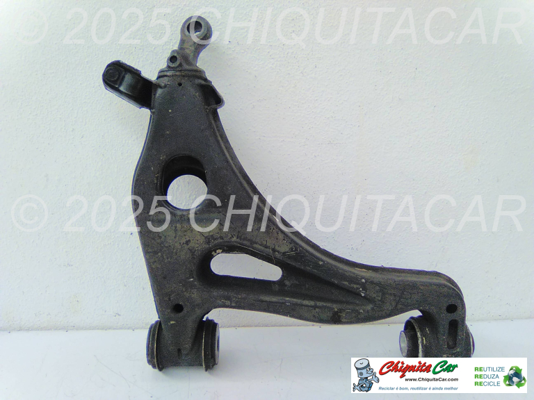 TRIANGULO SUP FRENTE ESQ MERCEDES Classe C (202)  [1993-2001]