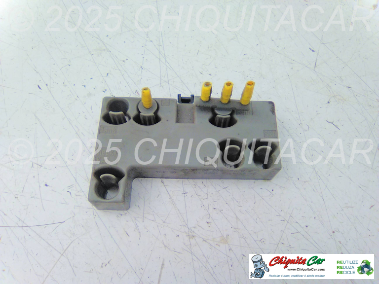 SUPORTE COMPRESSOR FECHO CENTRAL MERCEDES Classe C (202)  [1993-2001]