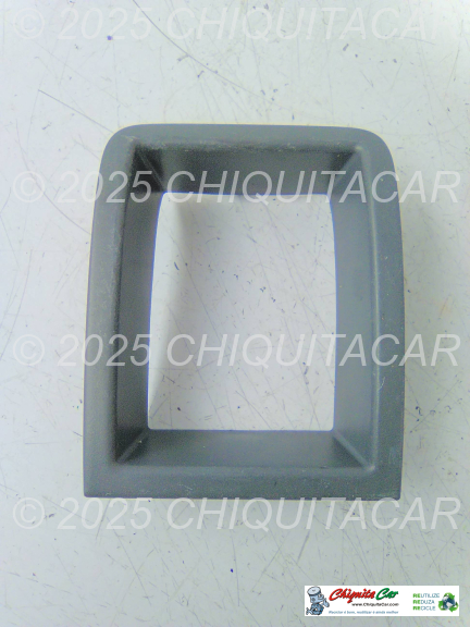 REVESTIMENTO PORTA OBJETOS  MERCEDES VITO (639)  [2003-Presente]