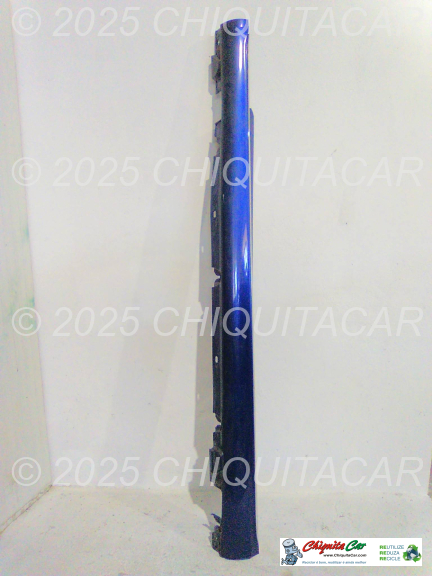 REVESTIMENTO EMBALADEIRA ESQ MERCEDES Classe C (205)  [2013-2018]