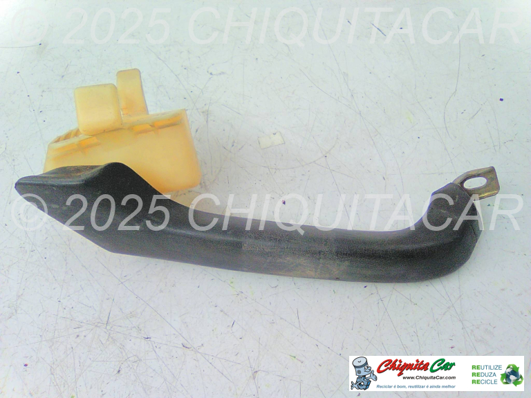 PUXADOR FORRO PORTA FRENTE ESQ MERCEDES 190 (201) [1982-1993]