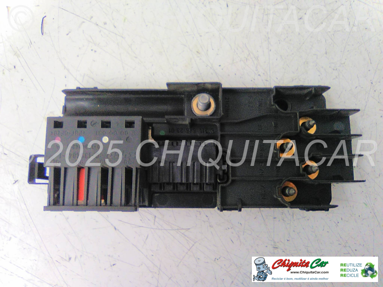 CAIXA FUSIVEIS TRAS MERCEDES Classe E (211) 