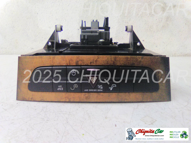PORTA OBJECTOS/LEITOR CD MERCEDES Classe E (211) 