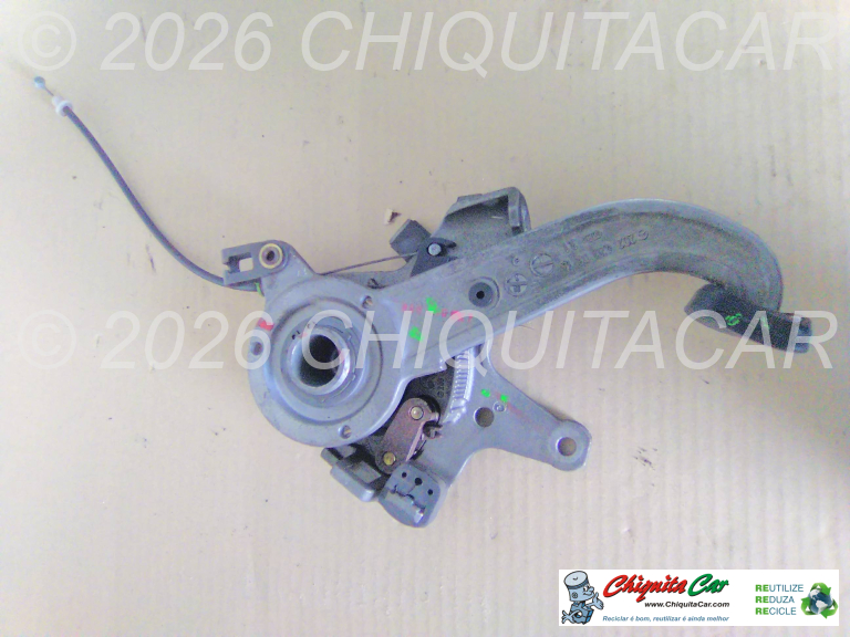 PEDAL TRAVÃO ESTACIONAMENTO MERCEDES Classe C (202) 