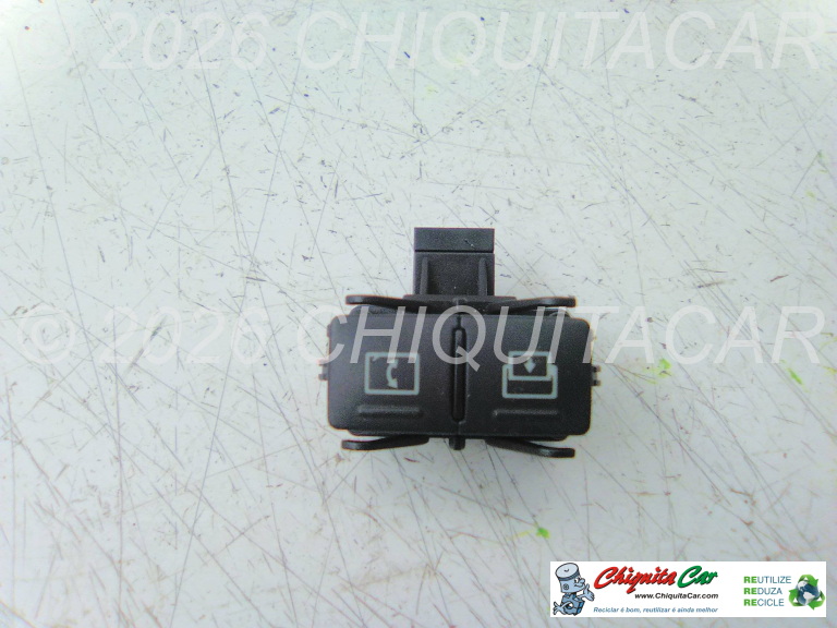 COMANDO ABERTURA MONITOR MERCEDES Classe C (204) 