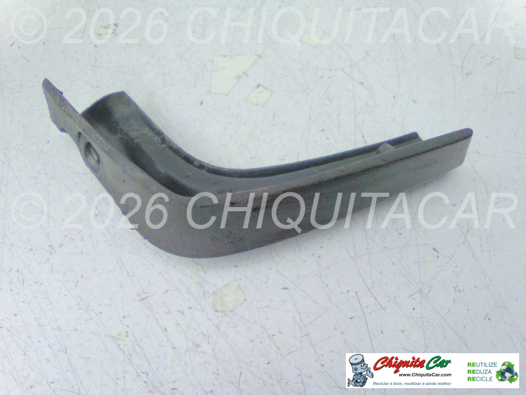 FRISO CAVA RODA TRAS ESQ INFERIOR  MERCEDES 124