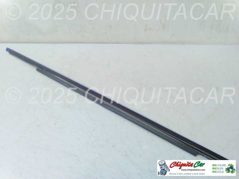 FRISO VIDRO PORTA FRENTE DTO MERCEDES Classe C (204) 