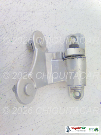 DOBRADIÇA PORTA TRAS INF  MERCEDES Classe C (204) 