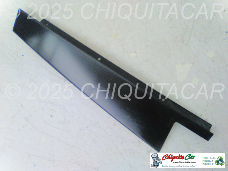 REVESTIMENTO VERTICAL PORTA TRAS ESQ Frente  MERCEDES Classe C (204) 