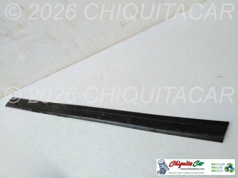FRISO ESTR PORTA FRENTE DTA INF MERCEDES 124