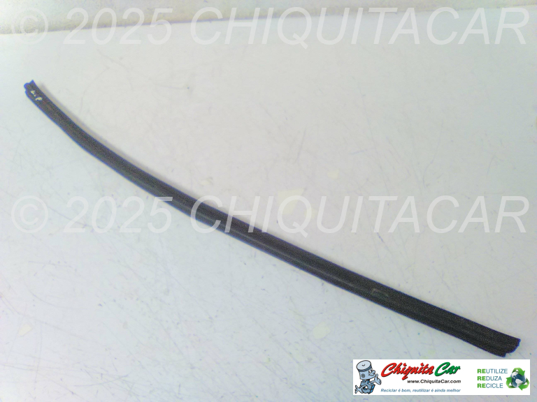 FRISO RASPADOR PORTA FRENTE MERCEDES 124