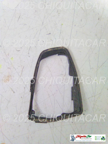 CALÇO CANTO PUXADOR PORTA TRAS MERCEDES Classe C (204) 