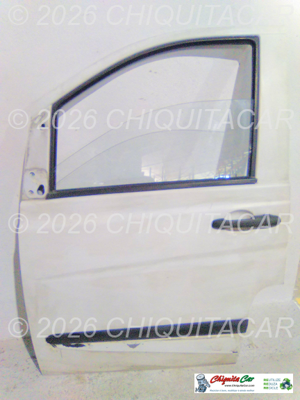 PORTA FRENTE ESQ MERCEDES VITO (639) 