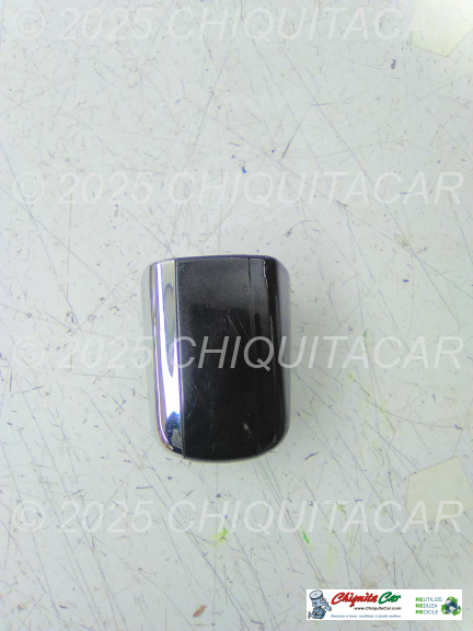 CANTO PUXADOR PORTA TRAS DTA MERCEDES Classe E (210) 