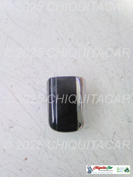 CANTO PUXADOR PORTA TRAS ESQ MERCEDES Classe E (210) 